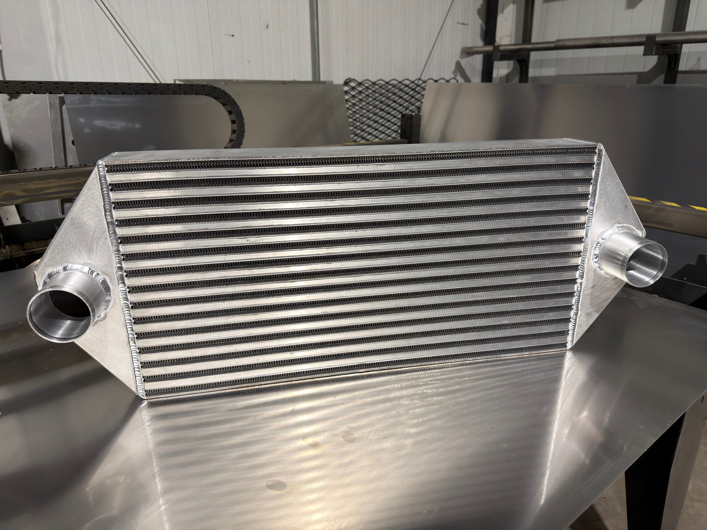 LA Fabrication Racing Dual Backdoor Front Mount Intercooler - 2.5" Inlet / 2.5" Outlet (400HP-800HP)