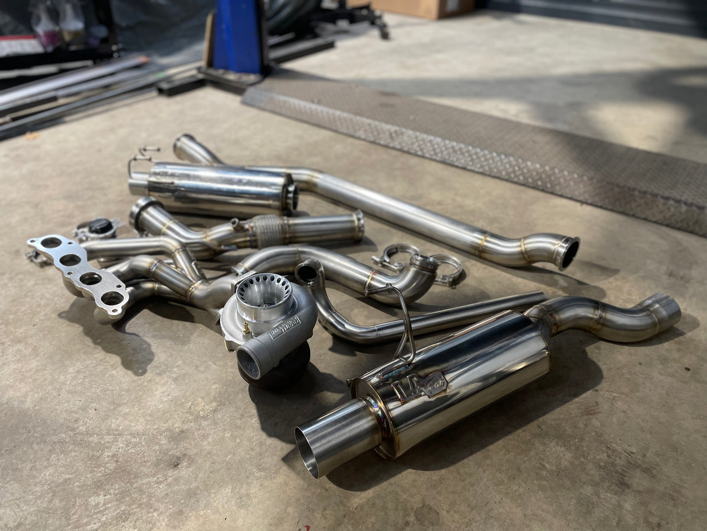 Honda Civic EP3 - WG Priority Manifold Kit 3076R