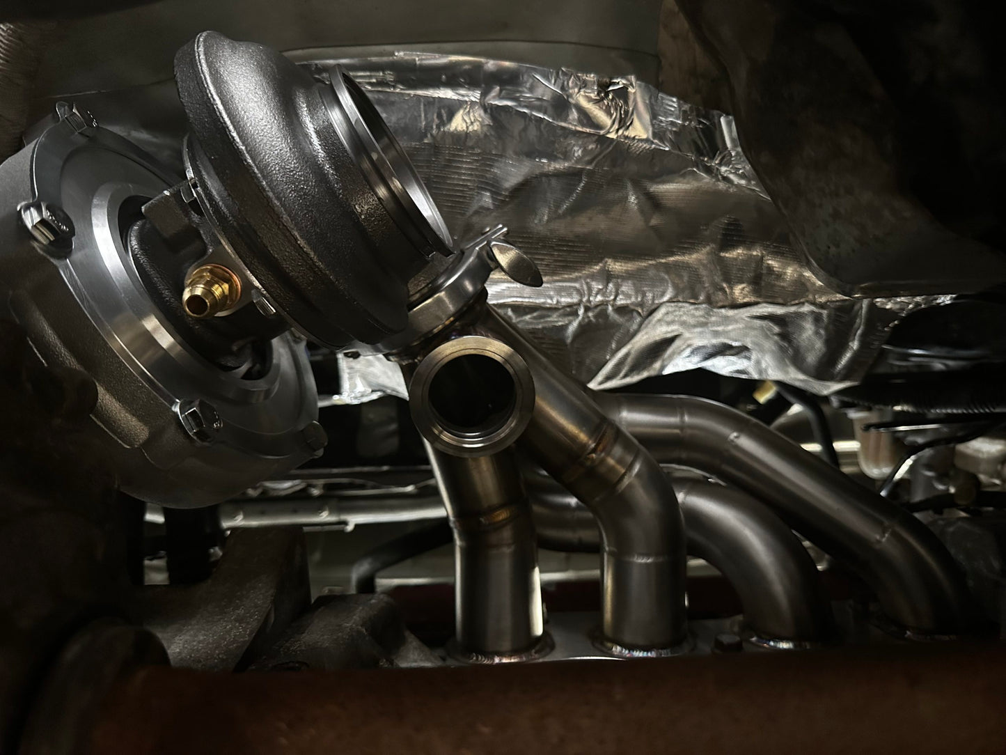 Honda Civic FN2 Turbo Manifold (Rear Mounted)